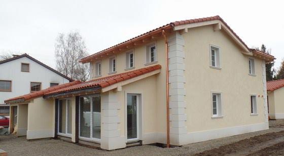 9f9dbcd1-adac-40cd-b5d8-1fb9507fd0c5-large